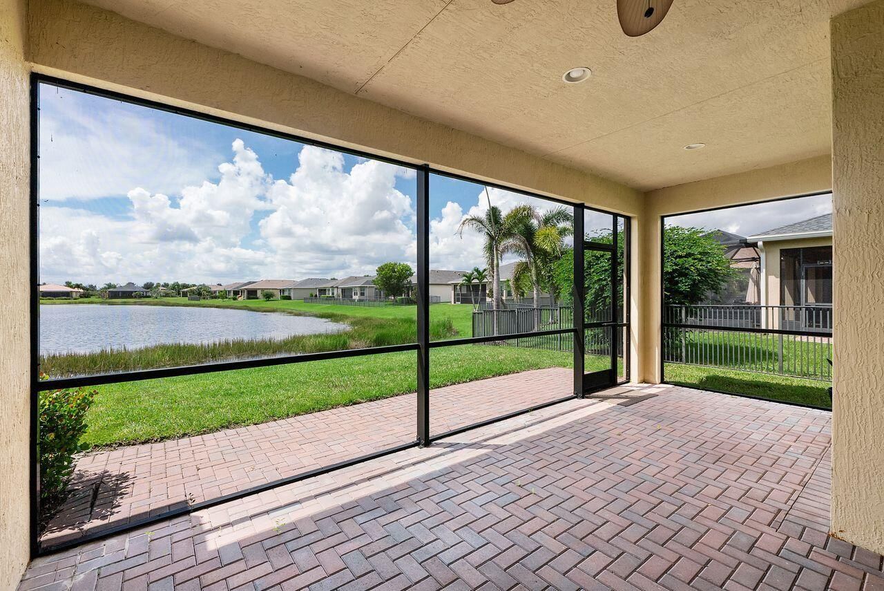 11151 SW Lake Park Drive, Port Saint Lucie, FL 34987 Photo