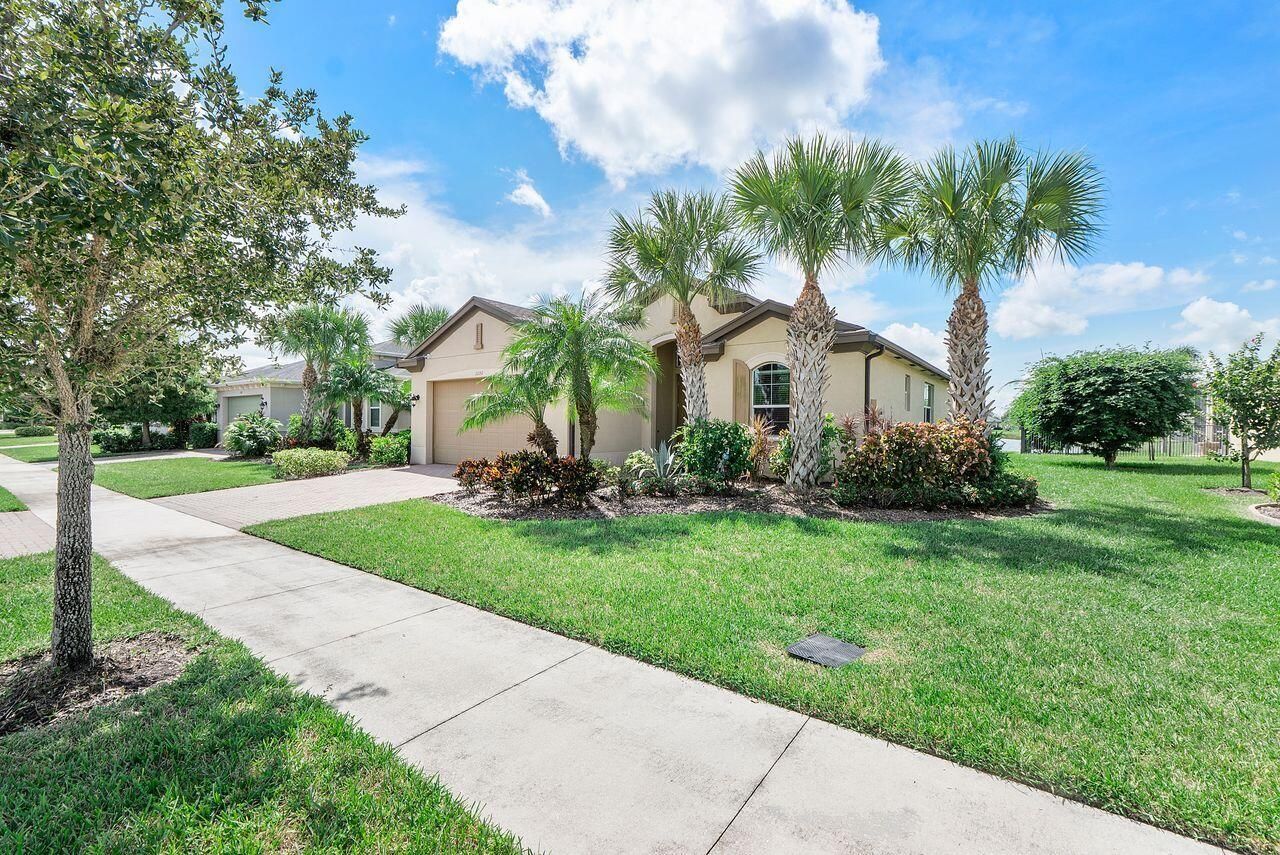 11151 SW Lake Park Drive, Port Saint Lucie, FL 34987 Photo