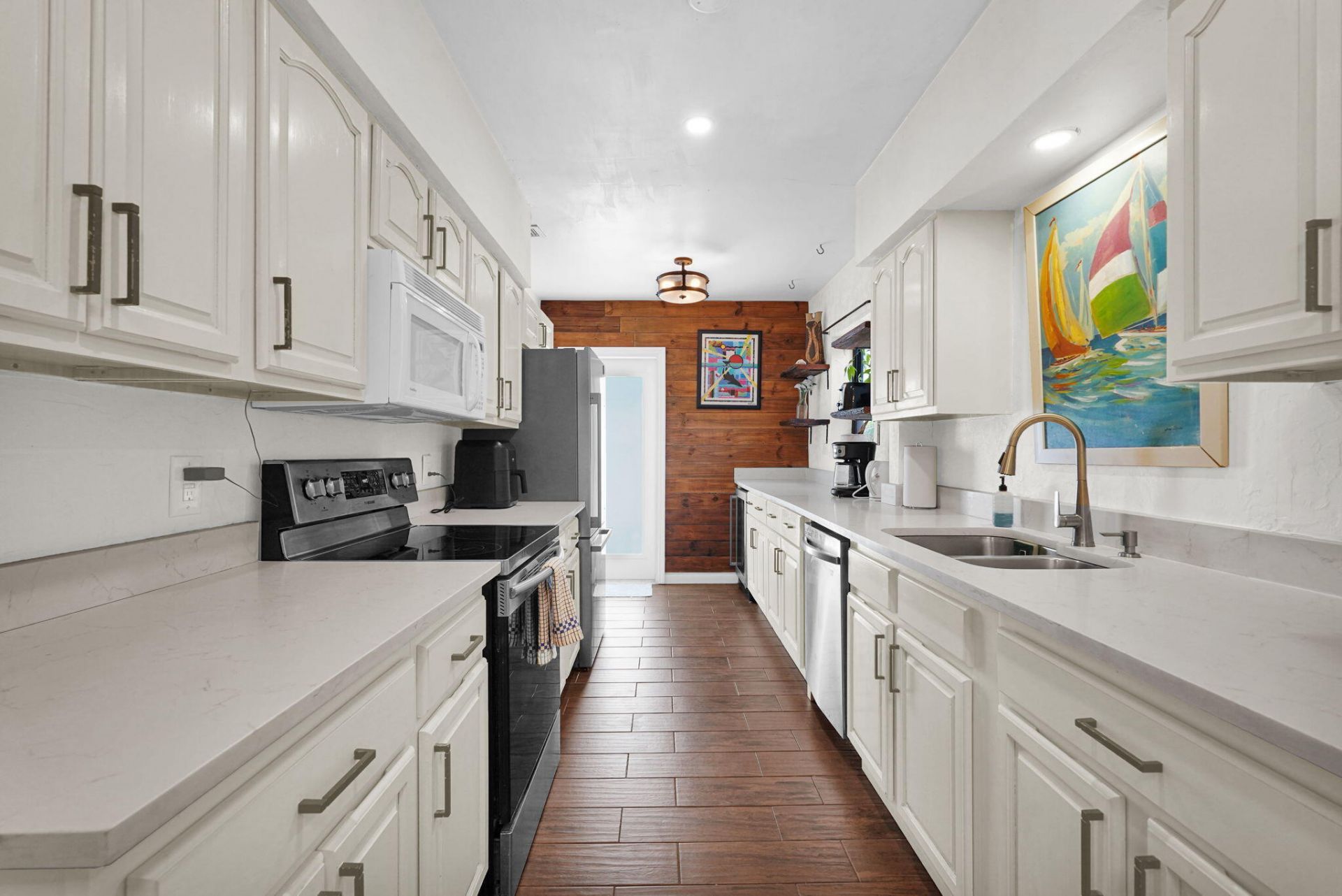 300 S Riverside Drive, Pompano Beach, FL 33062 Photo