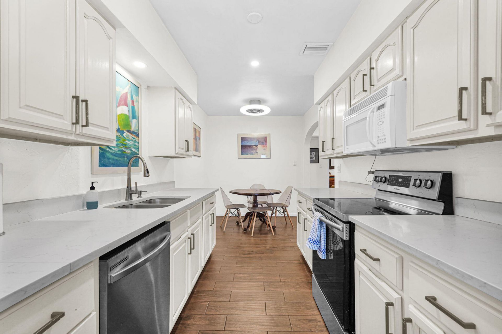 300 S Riverside Drive, Pompano Beach, FL 33062 Photo