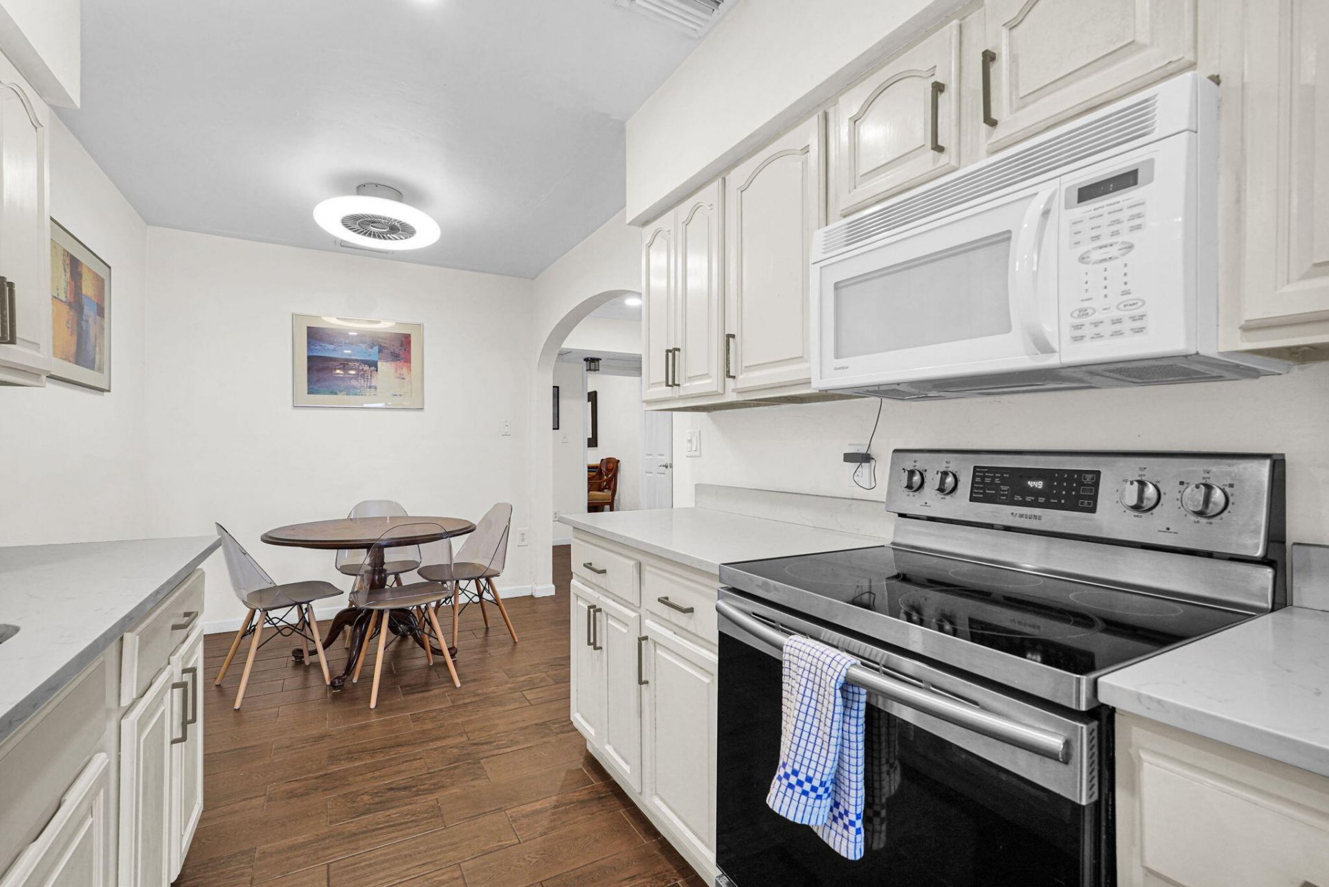 300 S Riverside Drive, Pompano Beach, FL 33062 Photo