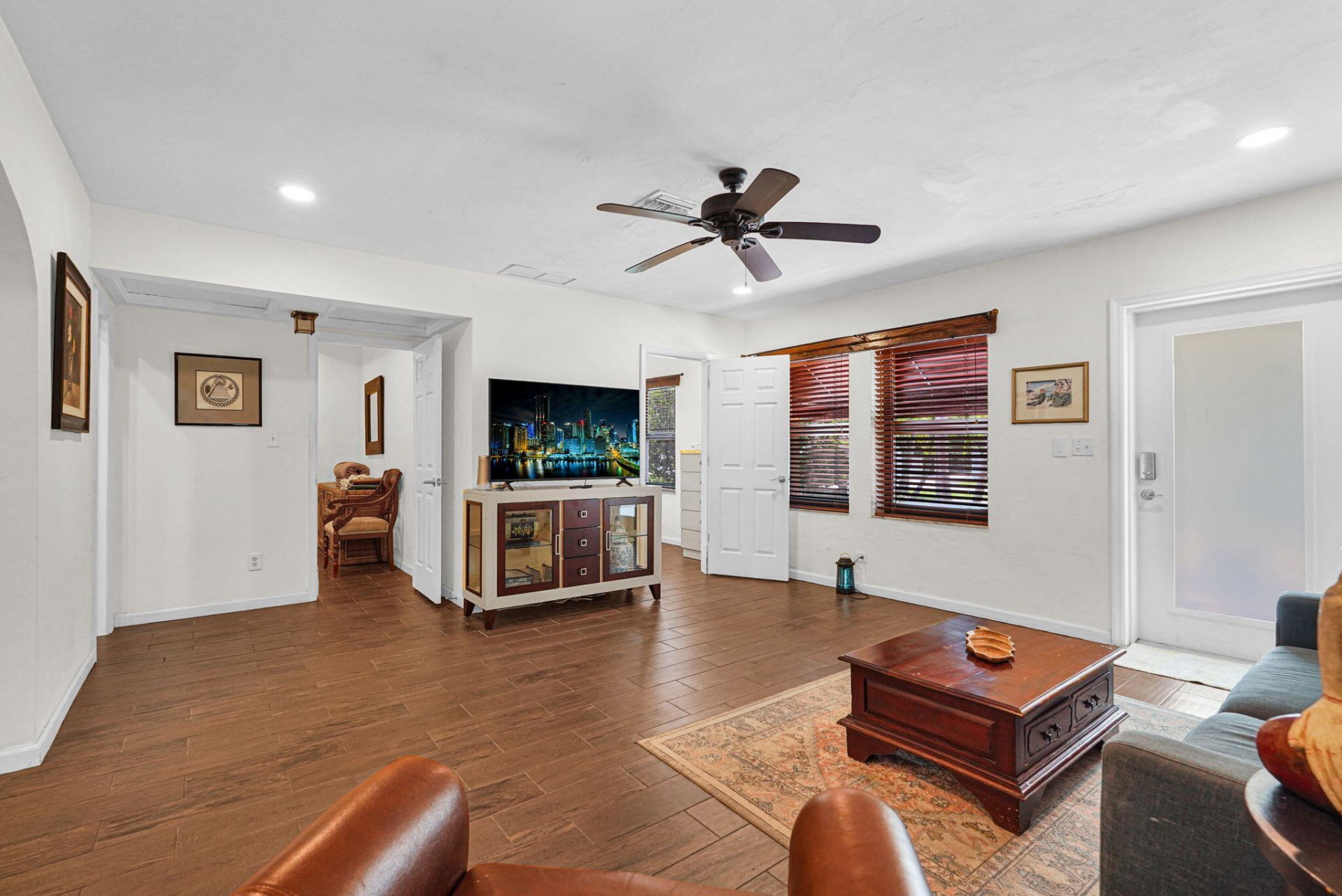 300 S Riverside Drive, Pompano Beach, FL 33062 Photo