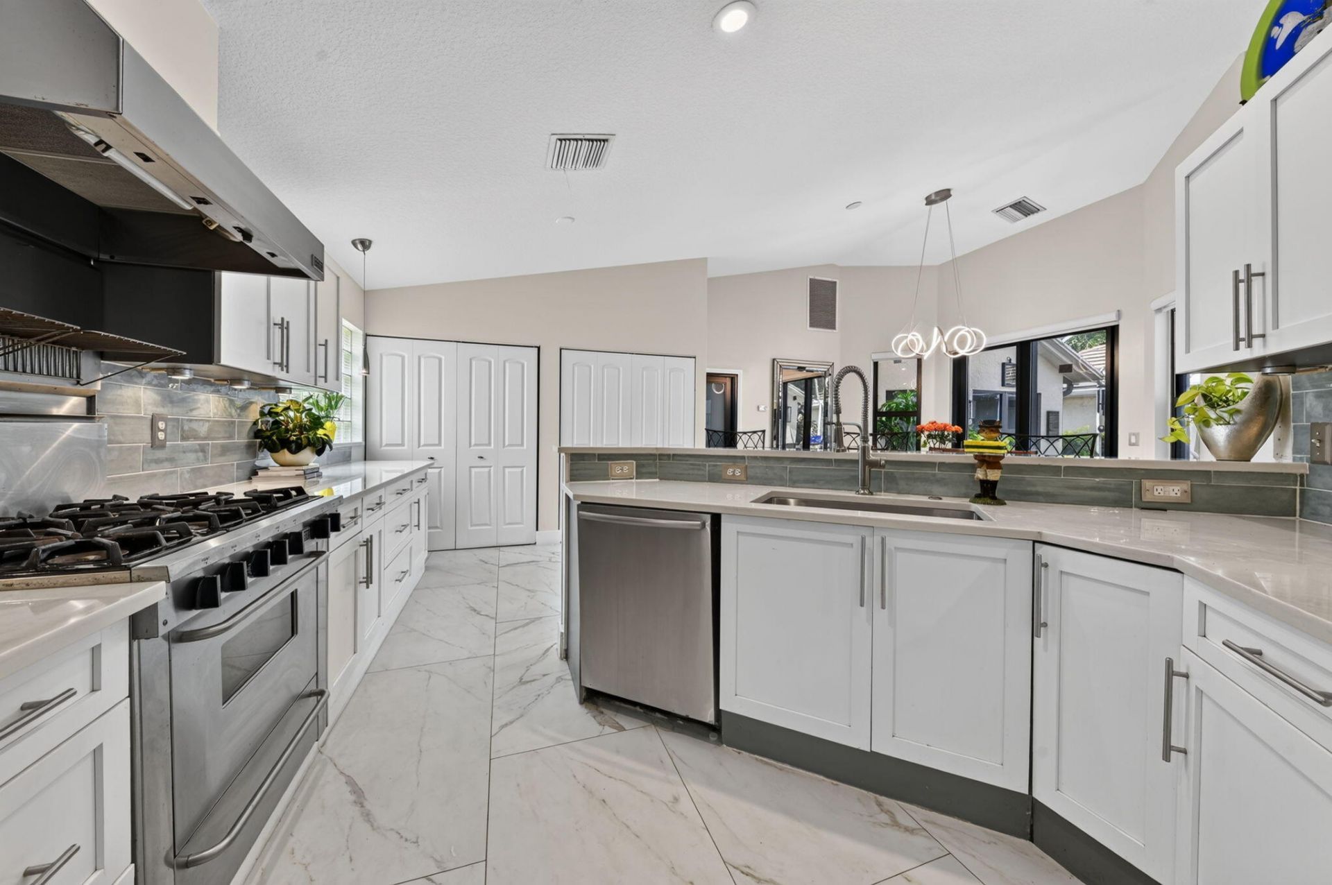 2865 N Clearbrook Circle N, Delray Beach, FL 33445 Photo