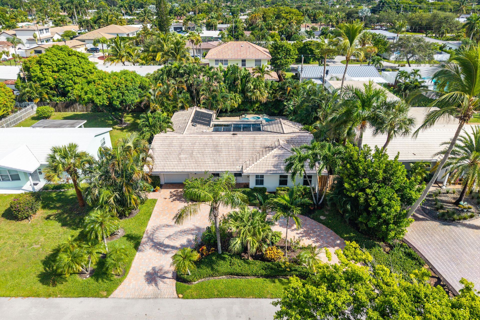 2641 NE 52nd Street, Lighthouse Point, FL 33064 Photo