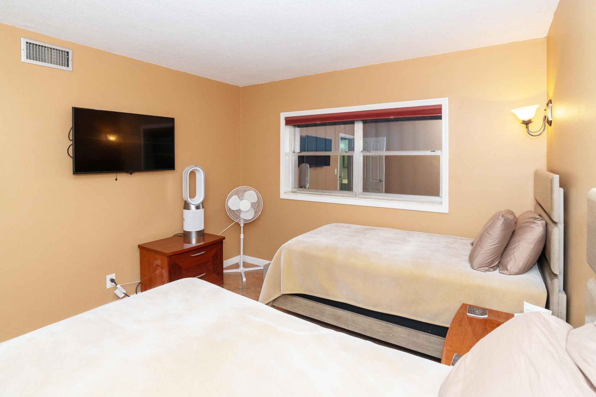 1750 NW 3rd Terrace, Unit 205C, Fort Lauderdale, FL 33311 Photo