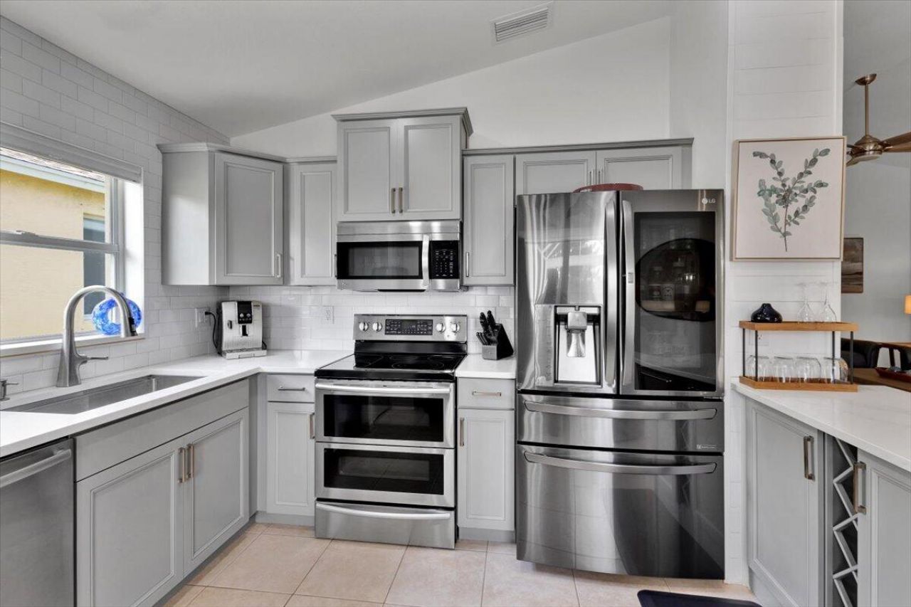 506 SW Indian Key Drive, Port Saint Lucie, FL 34986 Photo