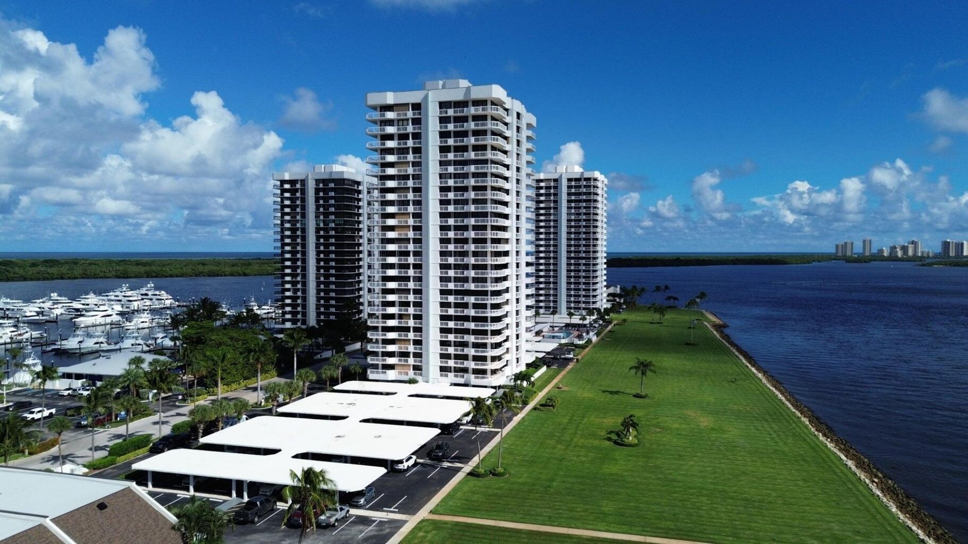 123 Lakeshore Drive, Unit 1945, North Palm Beach, FL 33408 Photo