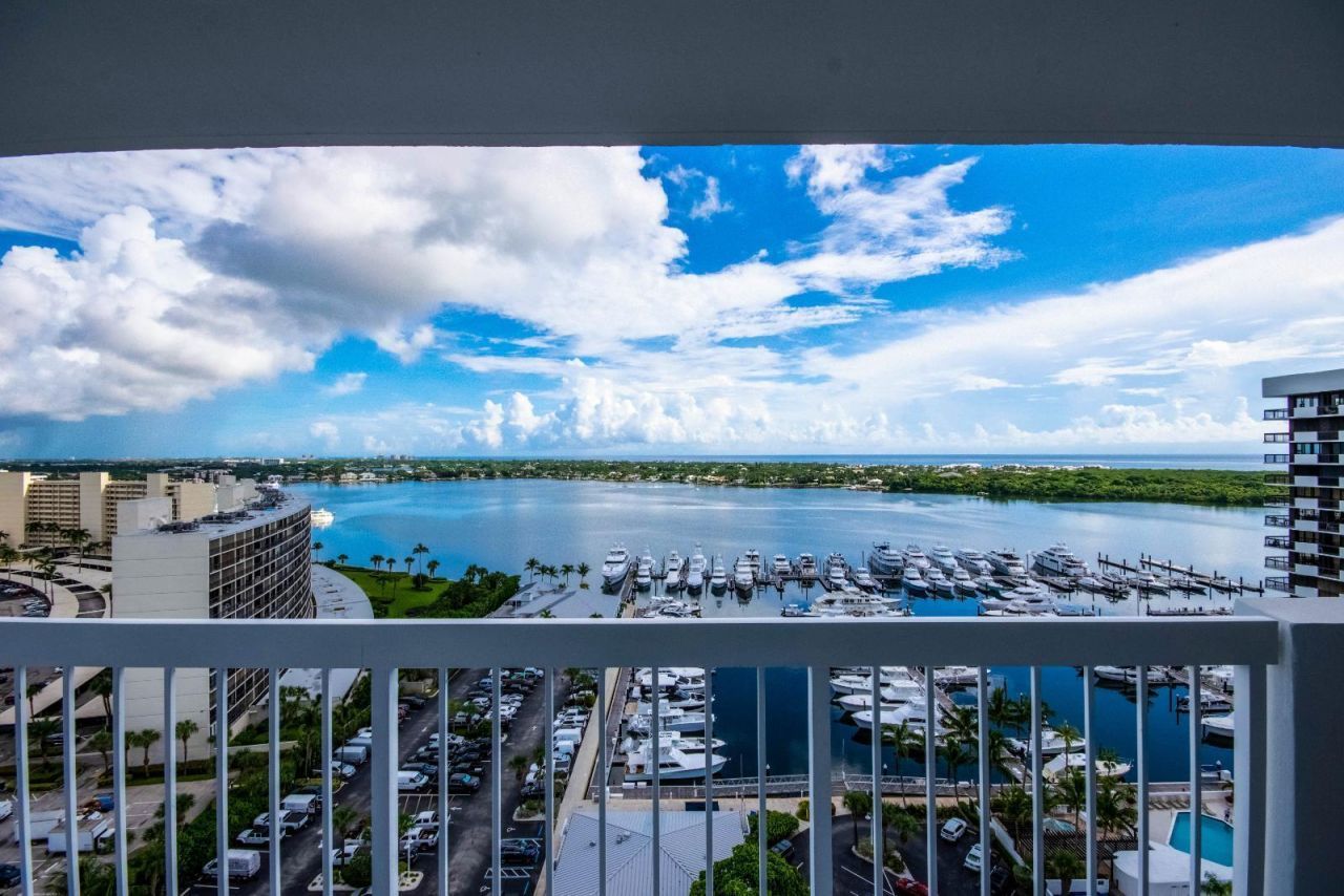 123 Lakeshore Drive, Unit 1945, North Palm Beach, FL 33408 Photo