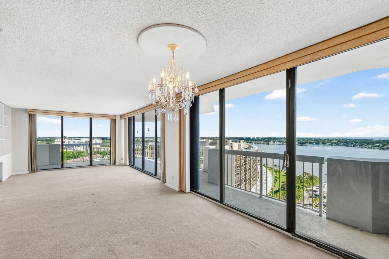 123 Lakeshore Drive, Unit 1945, North Palm Beach, FL 33408 Photo
