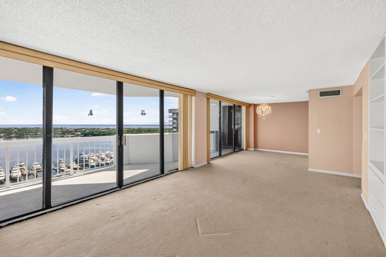 123 Lakeshore Drive, Unit 1945, North Palm Beach, FL 33408 Photo