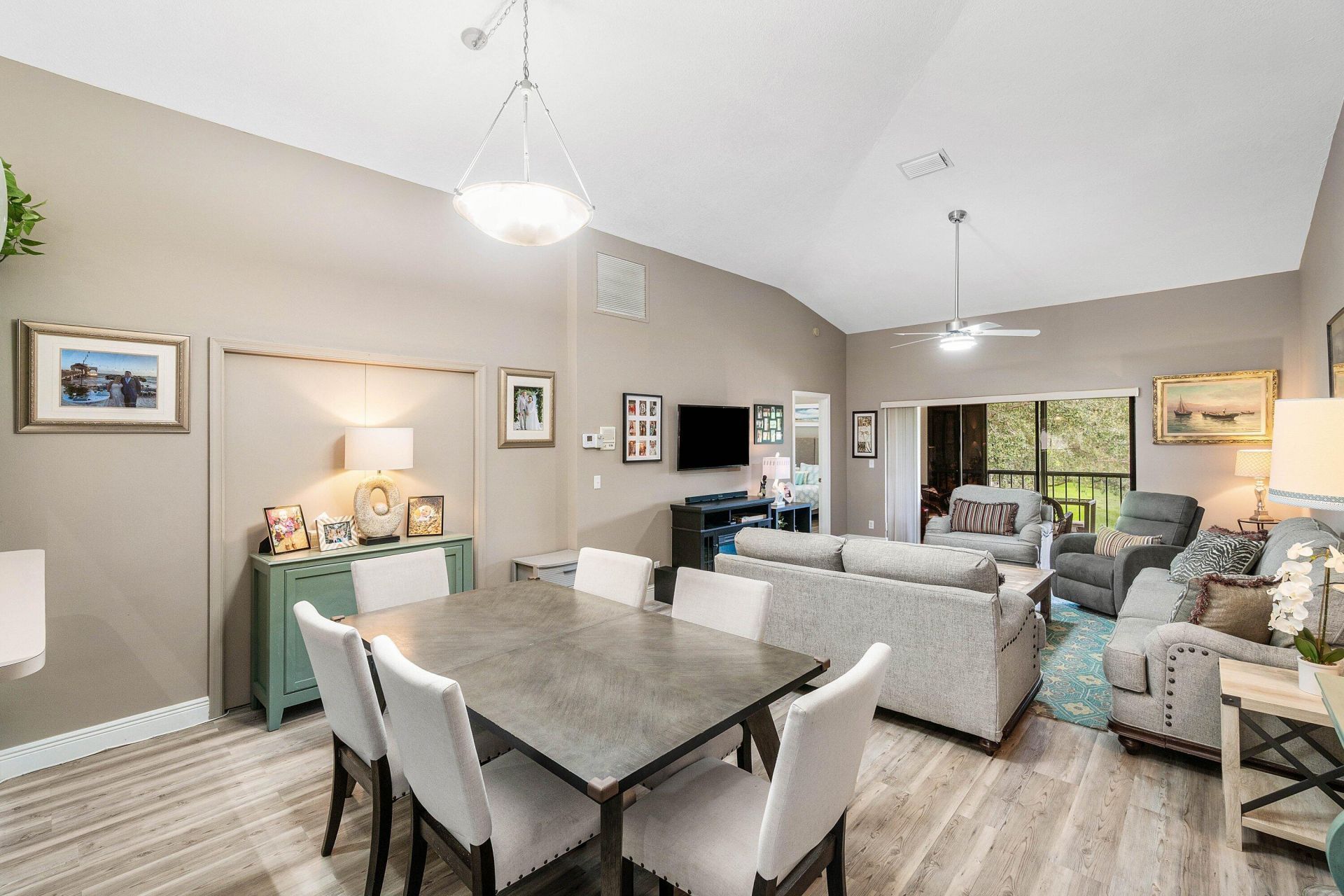 9729 Sills Drive E, Unit 201, Boynton Beach, FL 33437 Photo