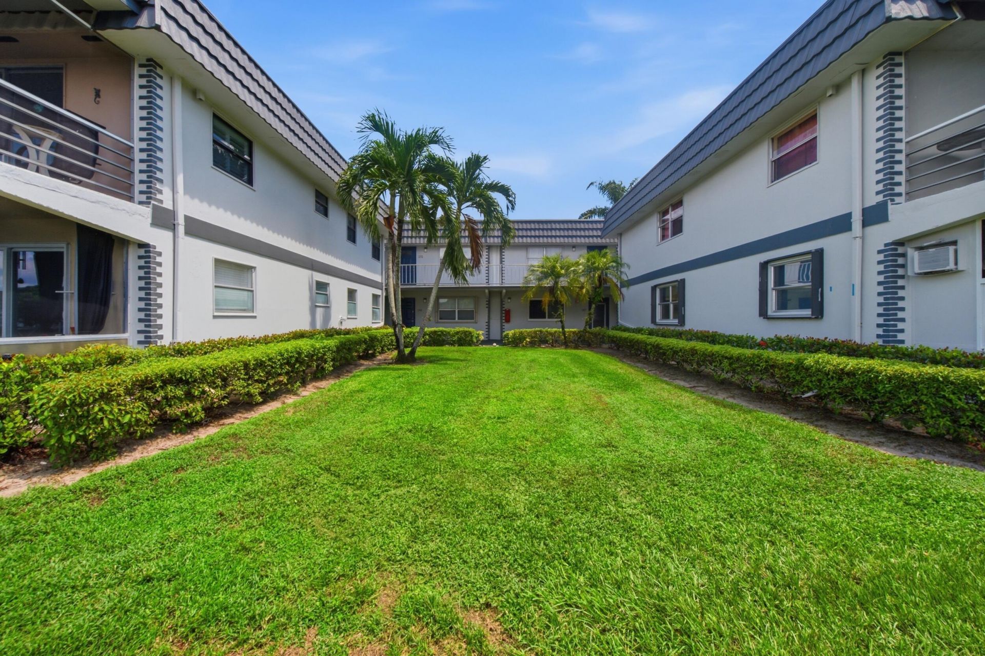 273 Saxony F, Delray Beach, FL 33446 Photo