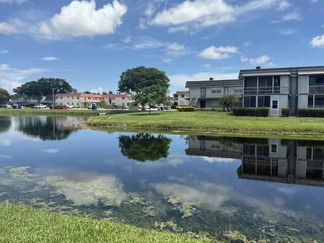 286 Saxony F, Delray Beach, FL 33446 Photo
