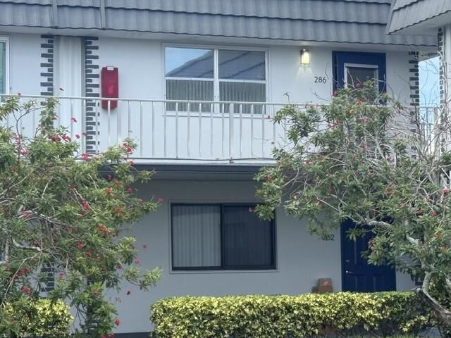 286 Saxony F, Delray Beach, FL 33446 Photo