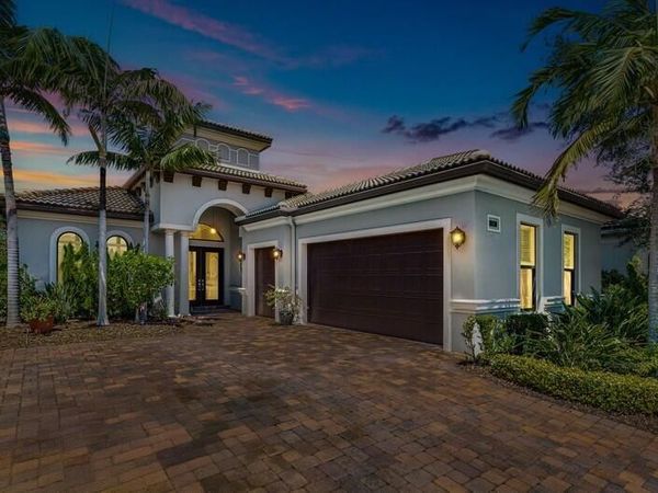 183 Calmo Circle, Port St. Lucie, FL 34984