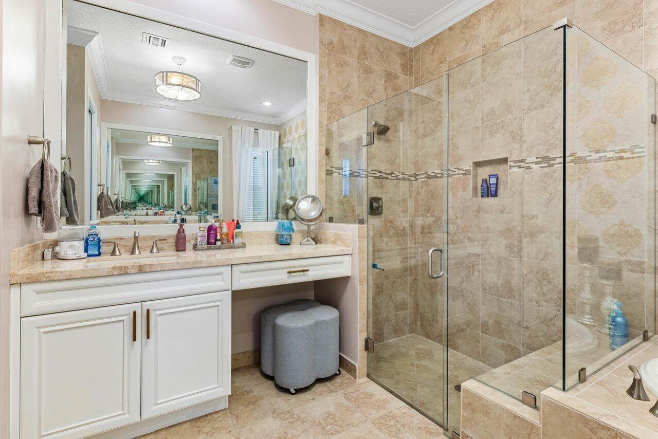183 Calmo Circle, Port Saint Lucie, FL 34984 Photo