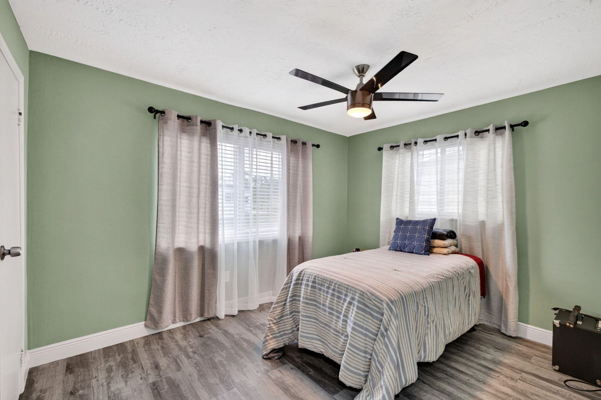 2333 NW 82nd Way Nw, Sunrise, FL 33322 Photo