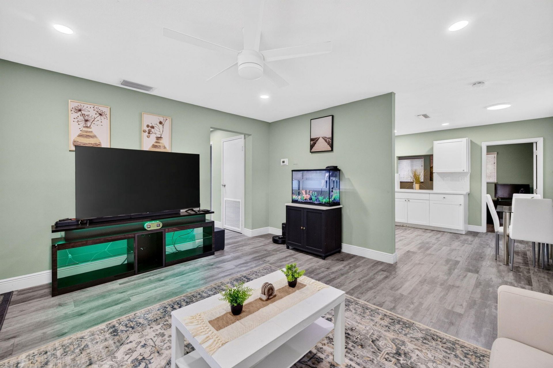 2333 NW 82nd Way Nw, Sunrise, FL 33322 Photo