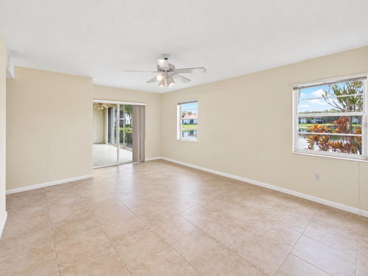 7881 Whispering Palms Drive, Unit 101, Boynton Beach, FL 33437 Photo