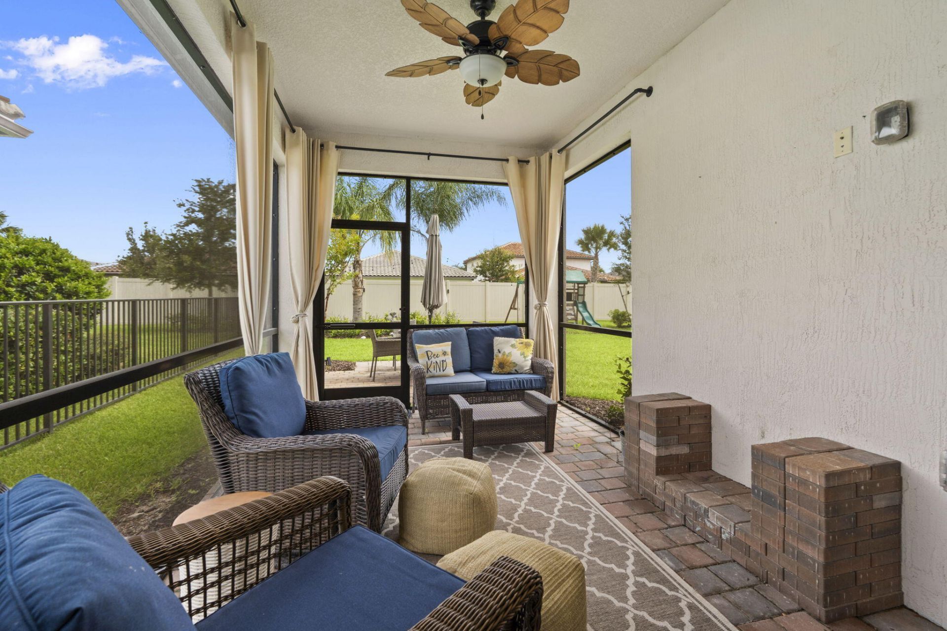 535 SE Villandry Way, Port Saint Lucie, FL 34984 Photo