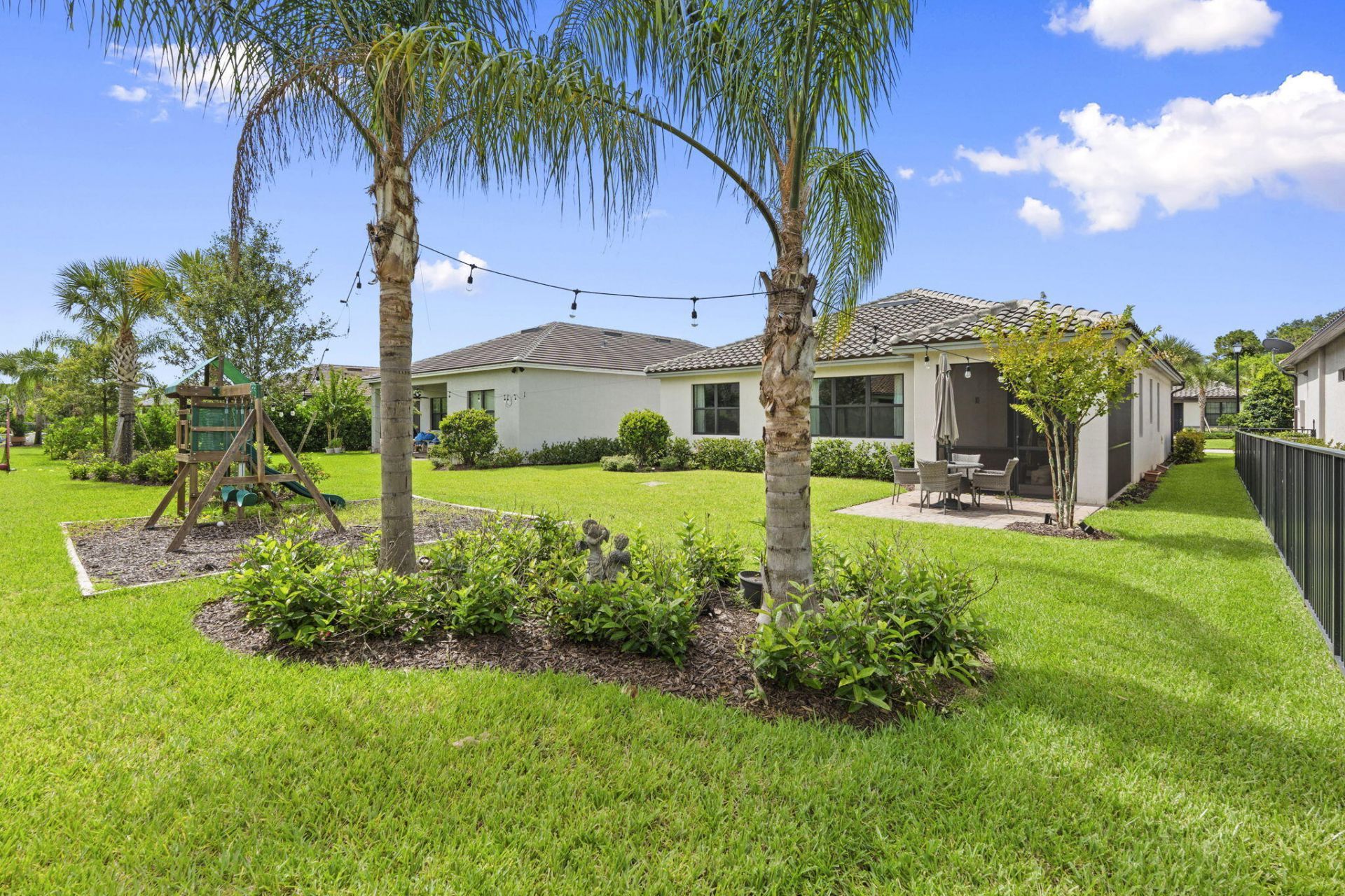 535 SE Villandry Way, Port Saint Lucie, FL 34984 Photo