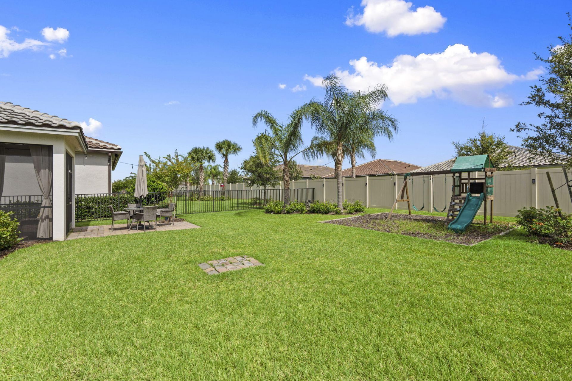 535 SE Villandry Way, Port Saint Lucie, FL 34984 Photo