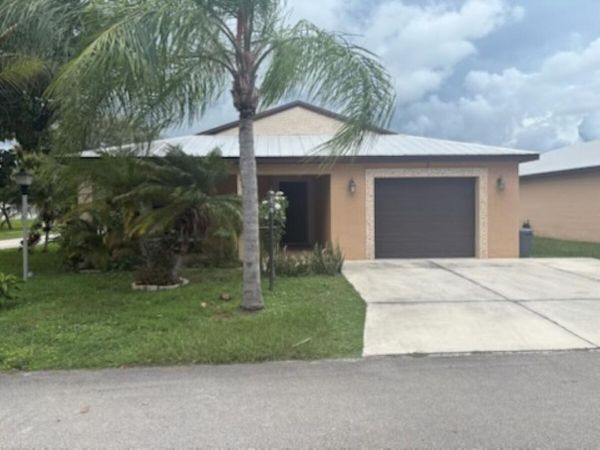 1 Barcelona Lane, Port St. Lucie, FL 34952