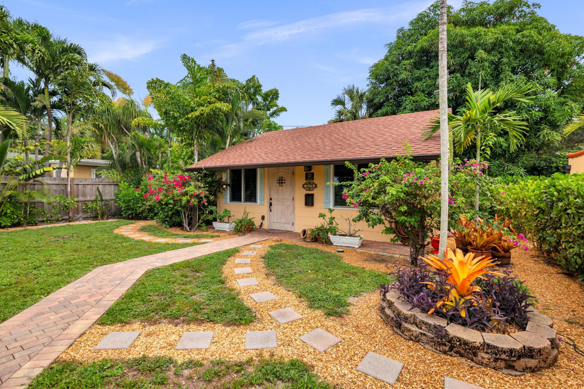 319 Plymouth Road, West Palm Beach, FL 33405 Photo