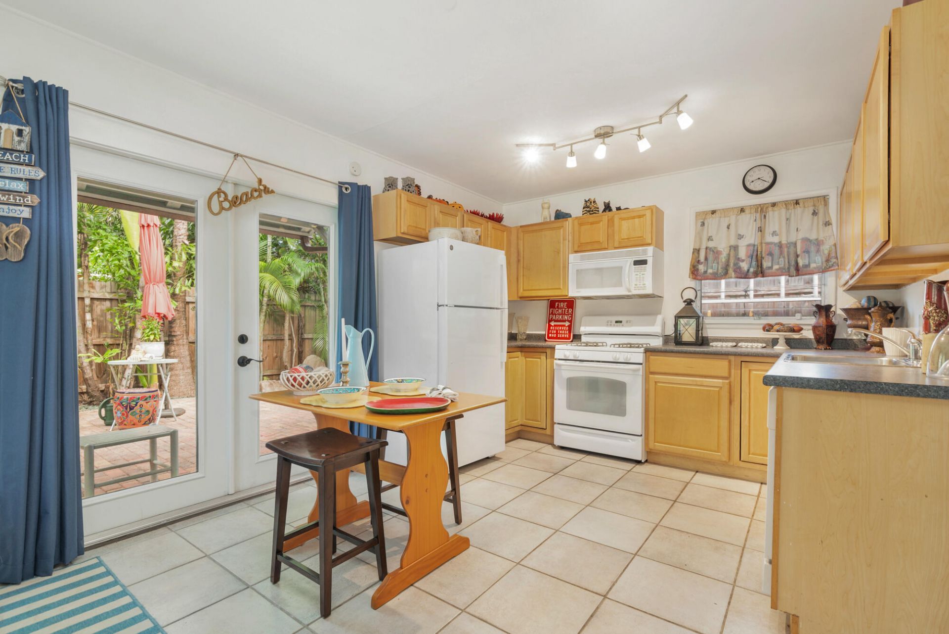 319 Plymouth Road, West Palm Beach, FL 33405 Photo