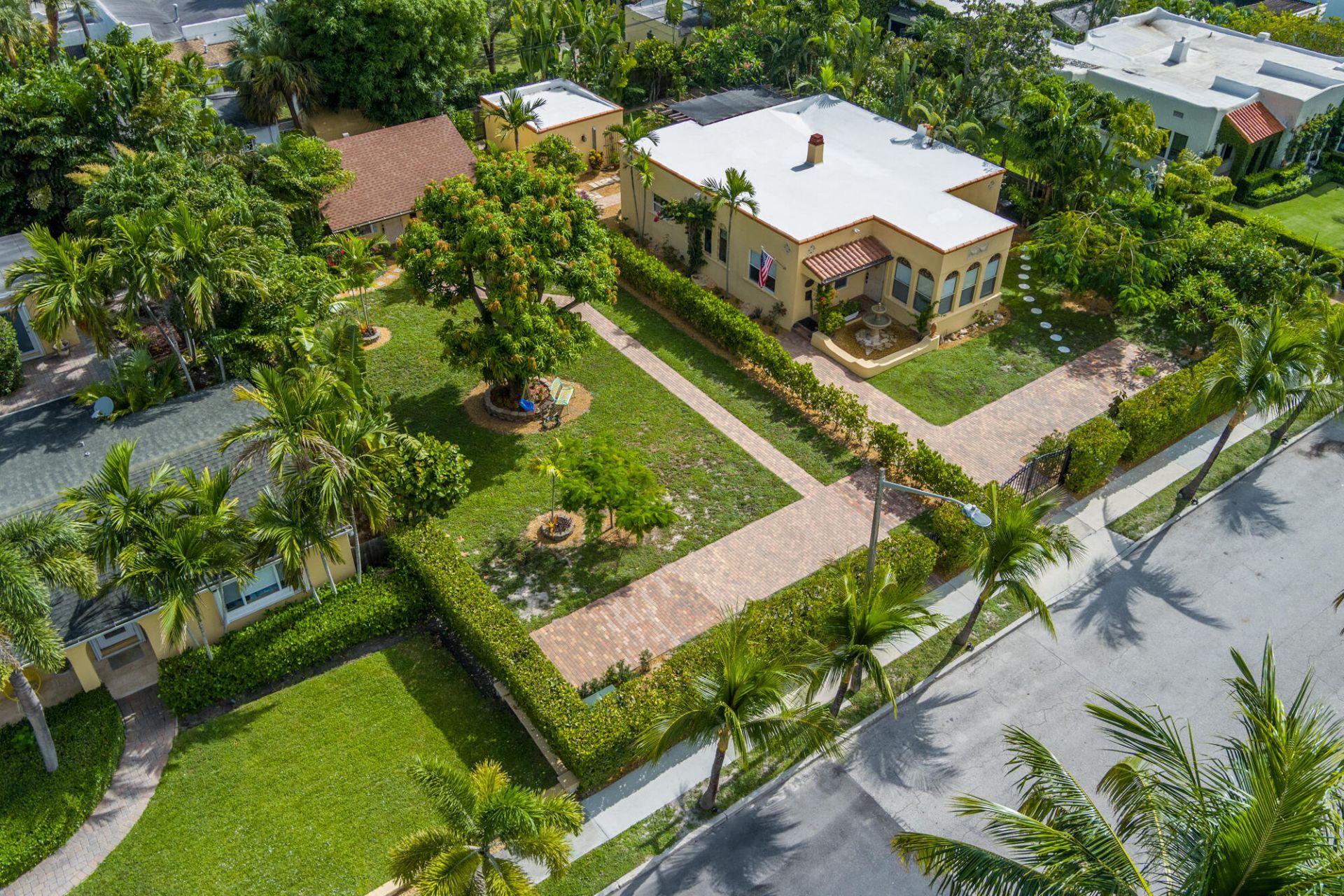 319 Plymouth Road, West Palm Beach, FL 33405 Photo