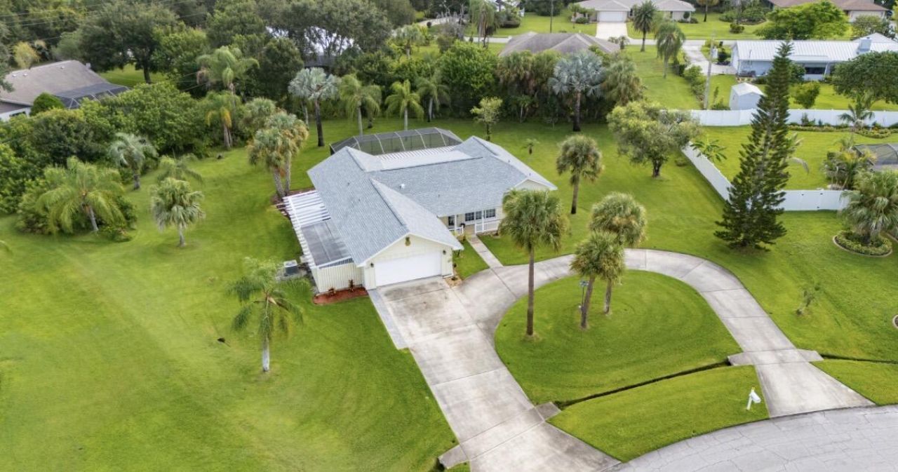 2643 SE Emmett Road, Port Saint Lucie, FL 34952 Photo