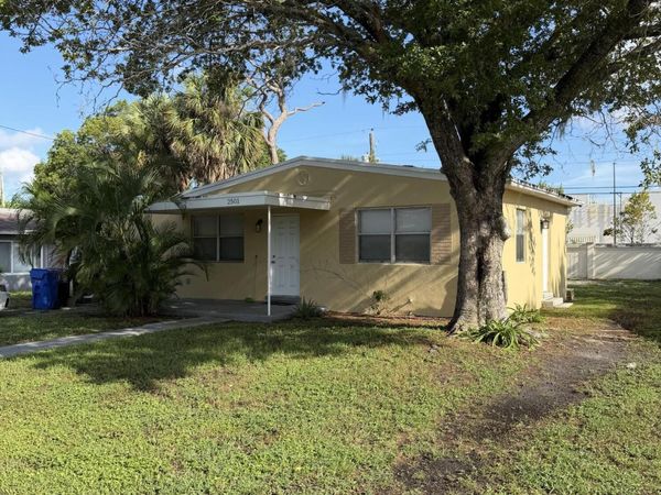 2501 SW 3RD Street, Fort Lauderdale, FL 33312