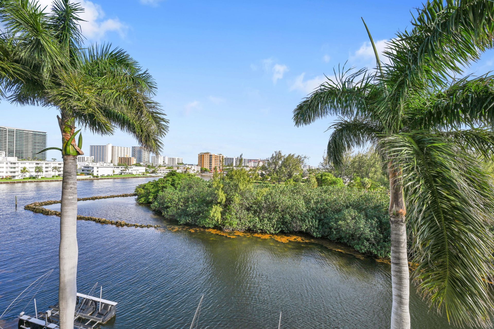 2880 NE 14th Street Causeway, Unit 413, Pompano Beach, FL 33062 Photo