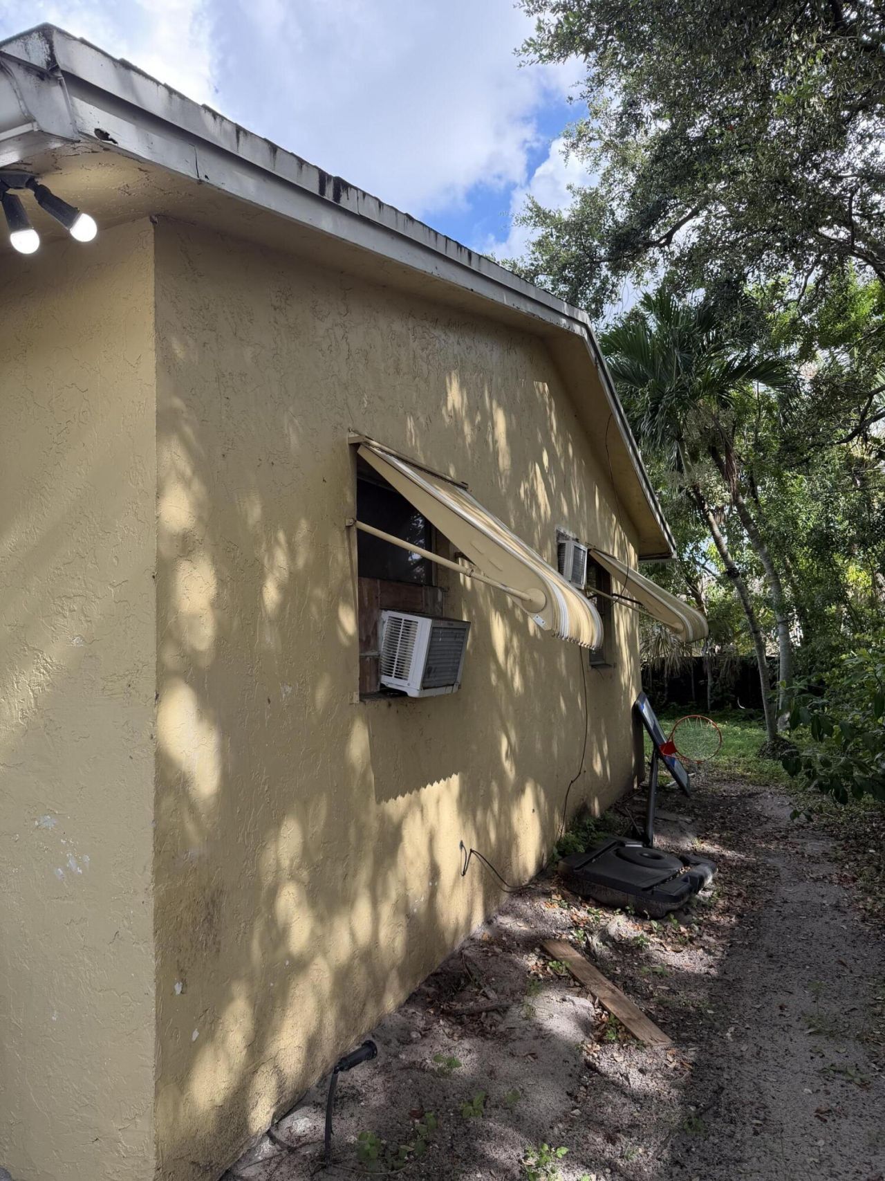 2605 NW 14th Street, Fort Lauderdale, FL 33311 Photo