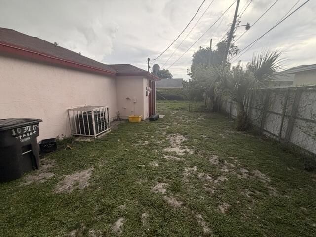 1037 17th Street, West Palm Beach, FL 33407 Photo