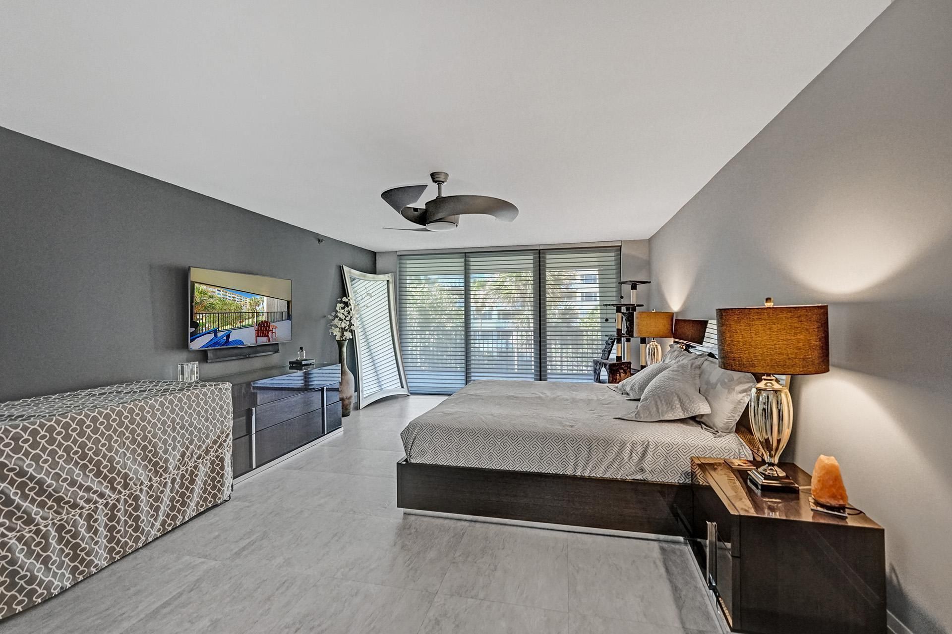 1167 Hillsboro Mile, Unit 206, Hillsboro Beach, FL 33062 Photo