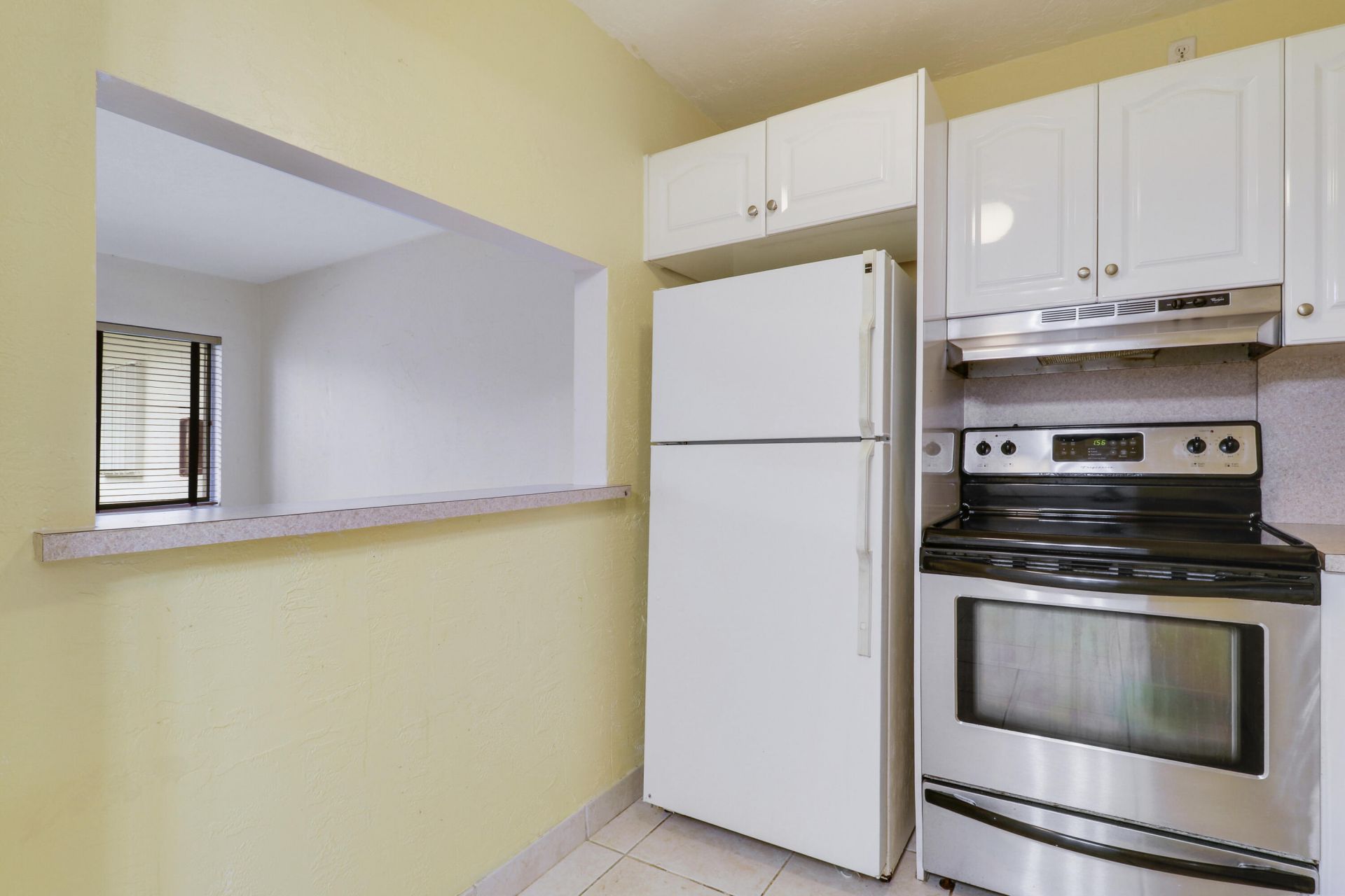3040 Lake Osborne Drive, Unit 109, Lake Worth Beach, FL 33461 Photo