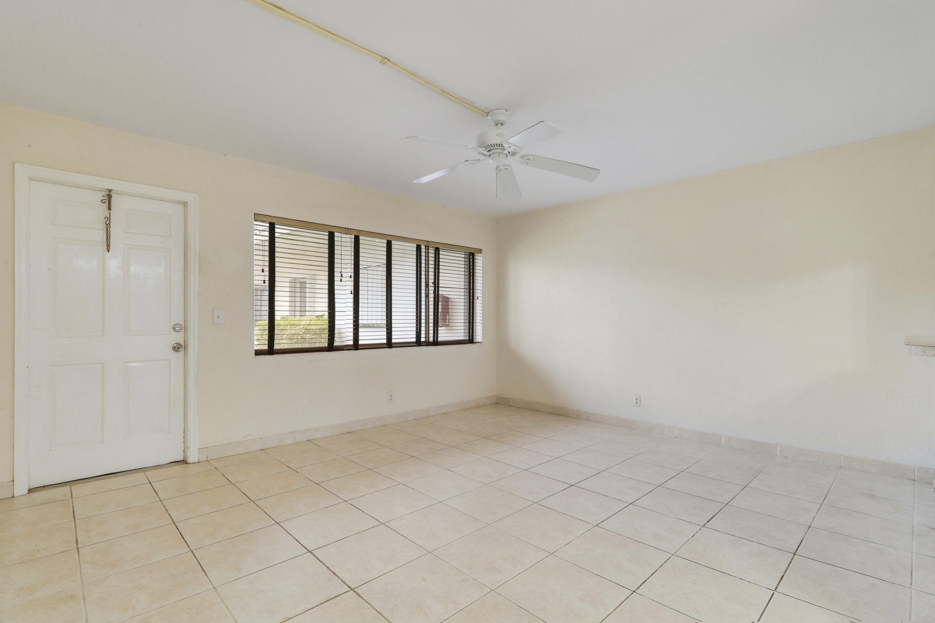 3040 Lake Osborne Drive, Unit 109, Lake Worth Beach, FL 33461 Photo
