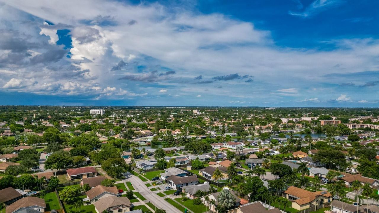 10975 NW 27th Place, Sunrise, FL 33322 Photo