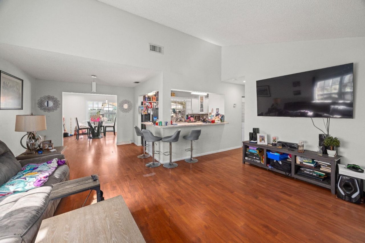10975 NW 27th Place, Sunrise, FL 33322 Photo