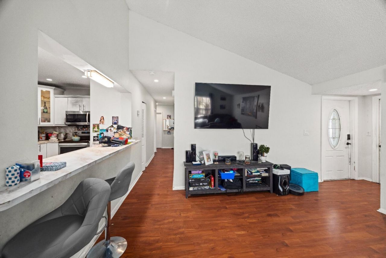 10975 NW 27th Place, Sunrise, FL 33322 Photo