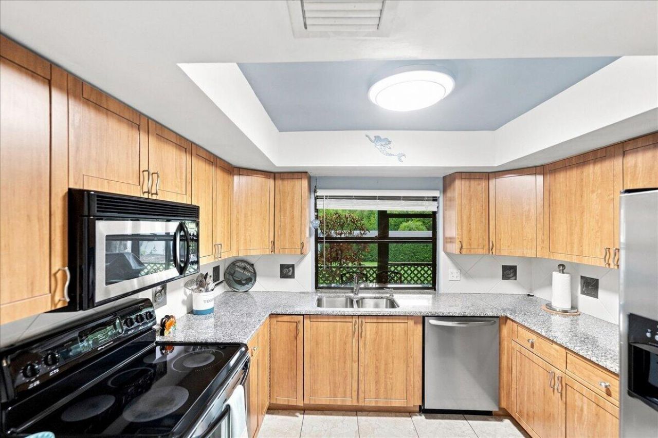 4150 NE Breakwater Drive, Jensen Beach, FL 34957 Photo