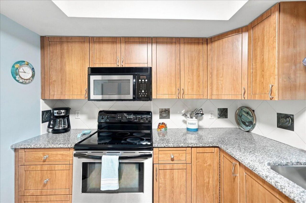 4150 NE Breakwater Drive, Jensen Beach, FL 34957 Photo