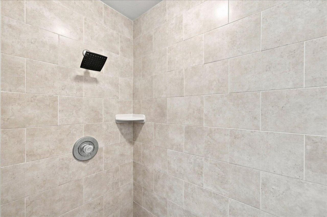 4150 NE Breakwater Drive, Jensen Beach, FL 34957 Photo