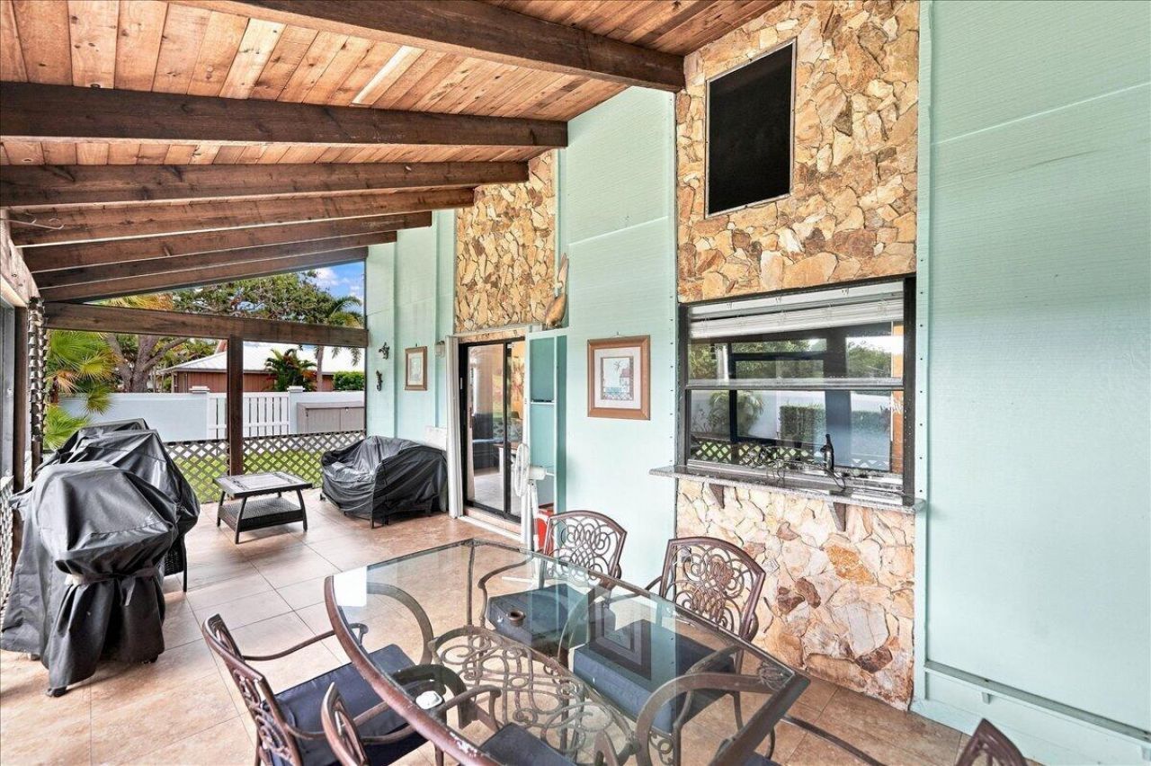 4150 NE Breakwater Drive, Jensen Beach, FL 34957 Photo