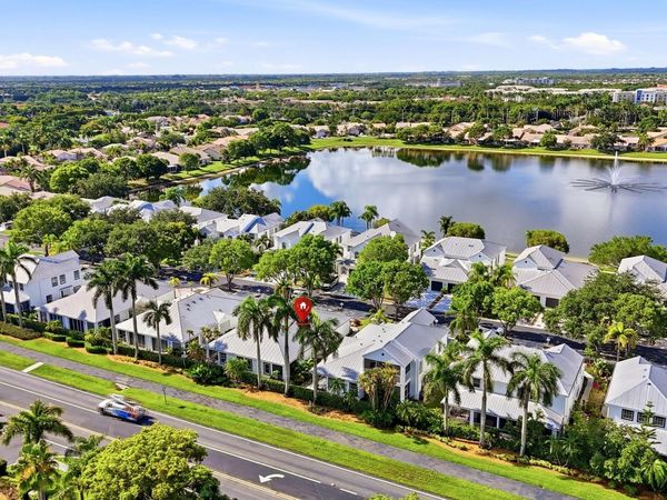10725 PELICAN Drive, Wellington, FL 33414