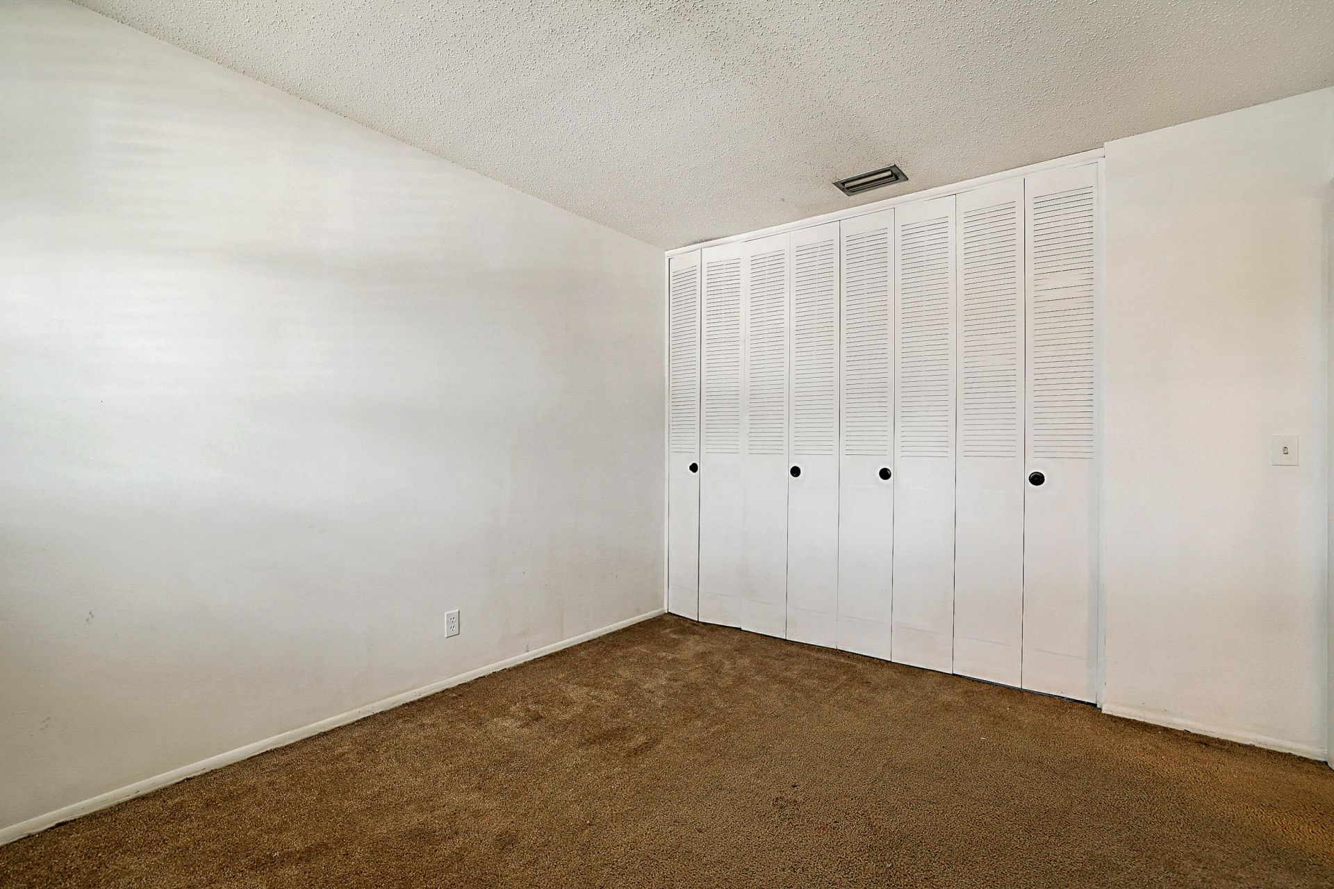 2688 Dudley Drive E, Unit D, West Palm Beach, FL 33415 Photo