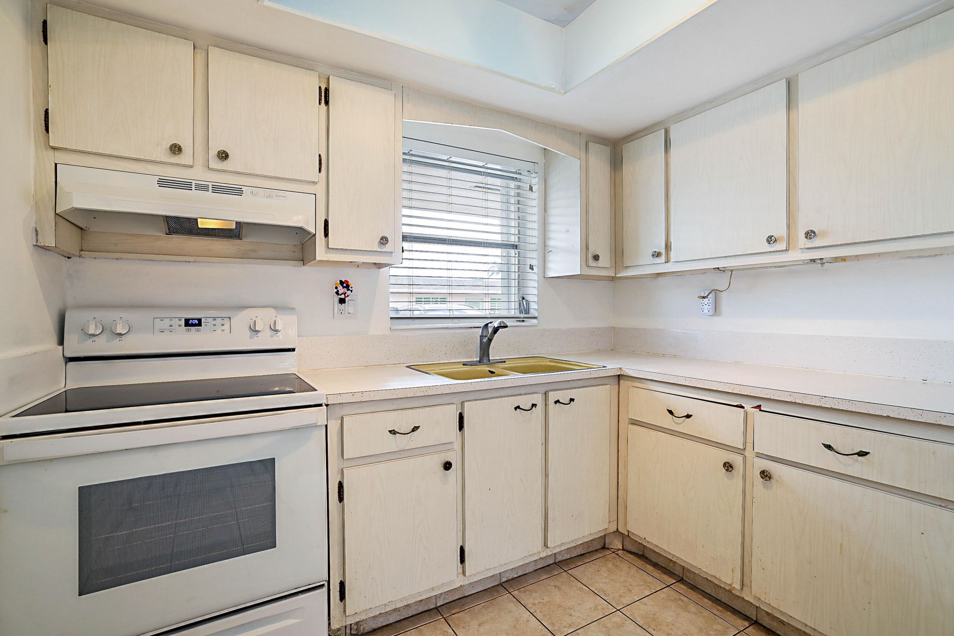 2688 Dudley Drive E, Unit D, West Palm Beach, FL 33415 Photo