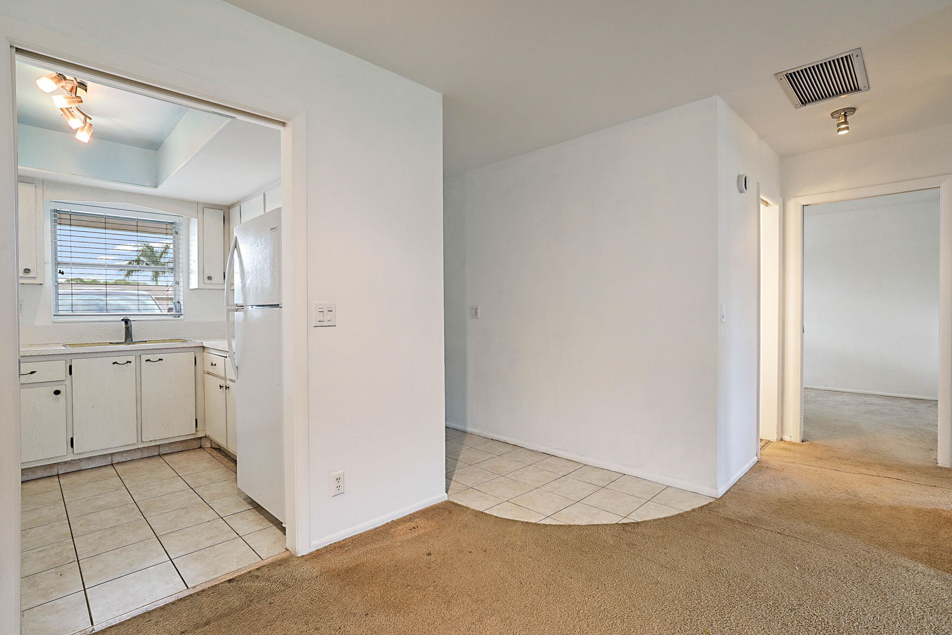 2688 Dudley Drive E, Unit D, West Palm Beach, FL 33415 Photo