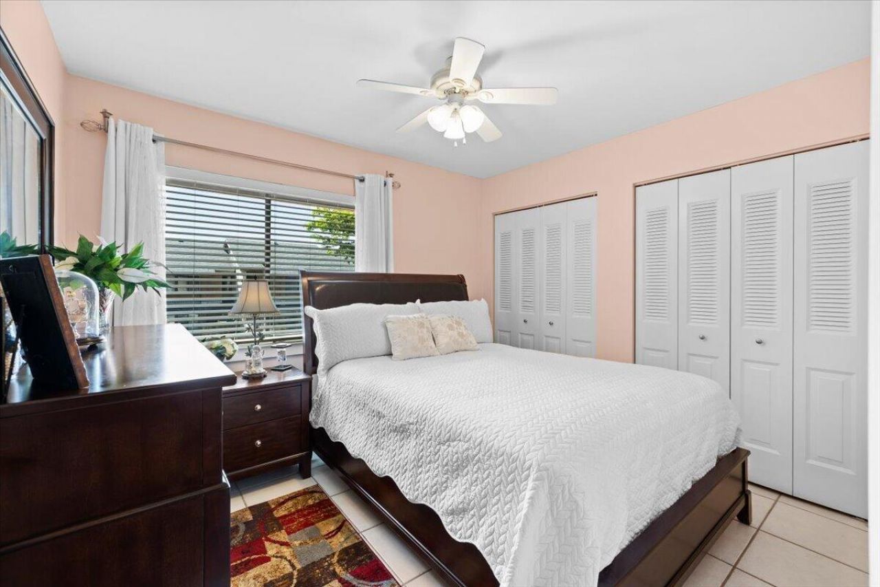 130 Wimbledon Lake Drive, Plantation, FL 33324 Photo